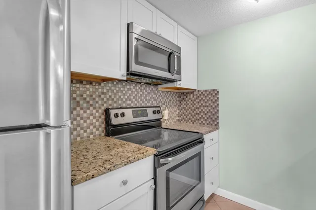 $495,000 | 20 Rockland House Road, Unit 203, Hull, MA 02045