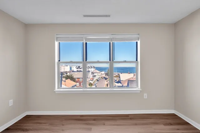 $495,000 | 20 Rockland House Road, Unit 203, Hull, MA 02045