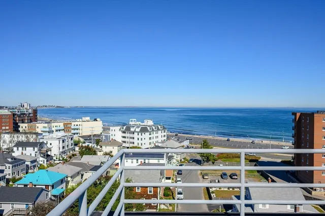 $495,000 | 20 Rockland House Road, Unit 203, Hull, MA 02045