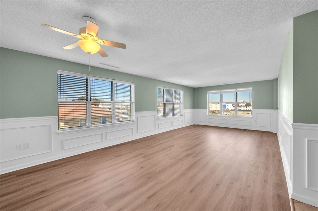 20 Rockland House Road, Unit 203 Hull, MA 02045 - Photo 4 of 34