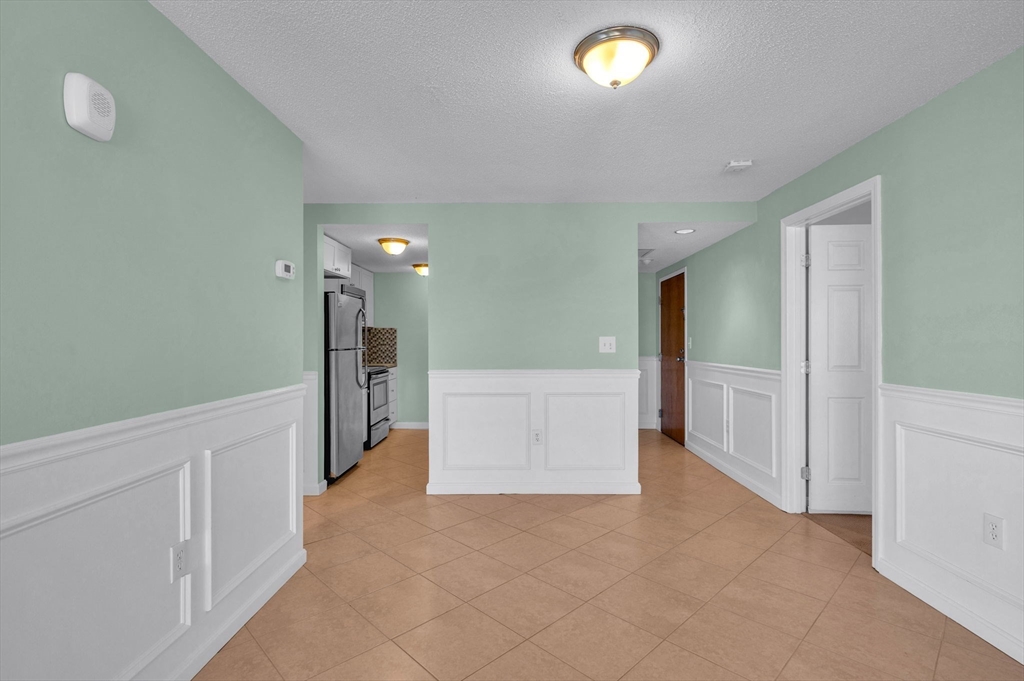 20 Rockland House Road, Unit 203 Hull, MA 02045 - Photo 10 of 34