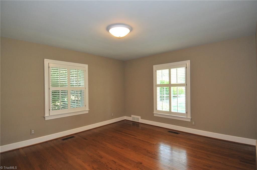 2707 Tudor Road Winston-Salem, NC 27106 - Photo 11 of 18 Gallery Image 11