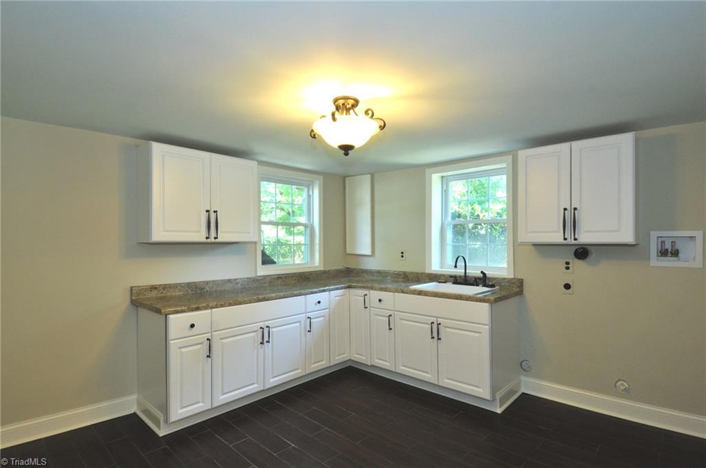 2707 Tudor Road Winston-Salem, NC 27106 - Photo 15 of 18 Gallery Image 15