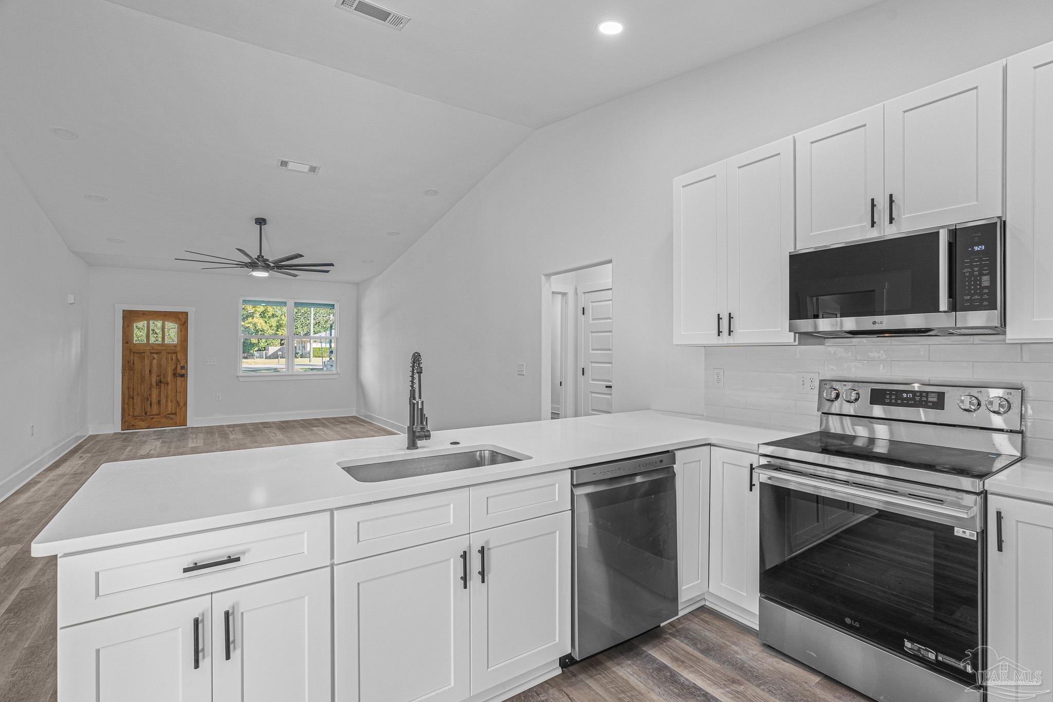 5005 Saufley Field Road Pensacola, FL 32526 - Photo 2 of 27