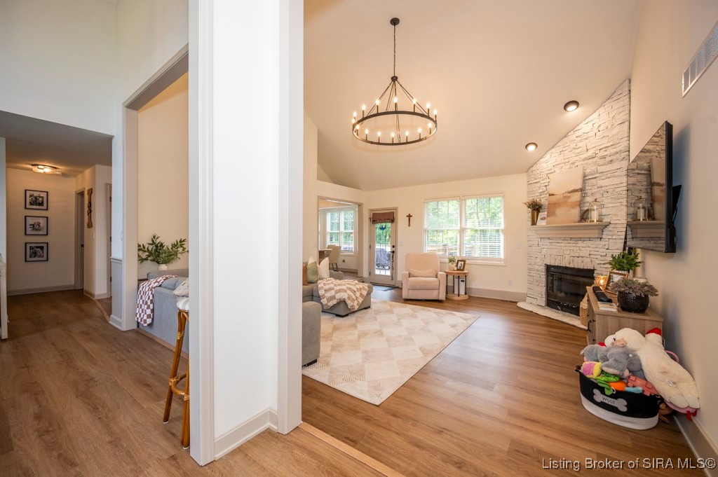 4697 Roberts Road Floyds Knobs, IN 47119 - Photo 2 of 69