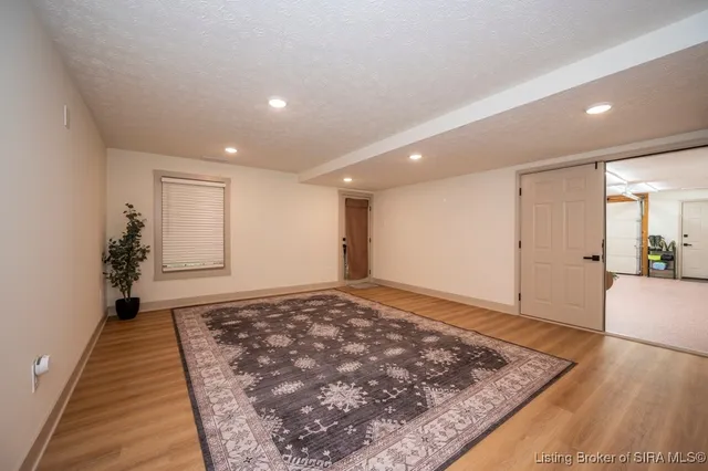 $599,000 | 4697 Roberts Road, Floyds Knobs, IN 47119