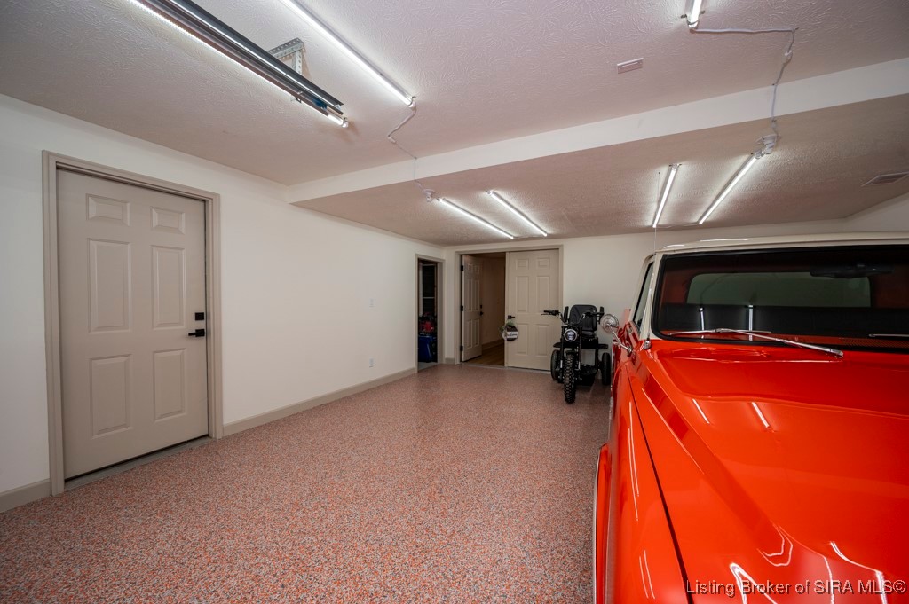 4697 Roberts Road Floyds Knobs, IN 47119 - Photo 42 of 69