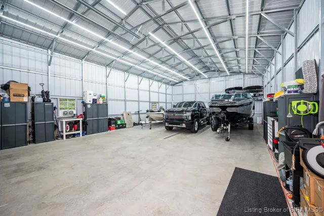 $599,000 | 4697 Roberts Road, Floyds Knobs, IN 47119