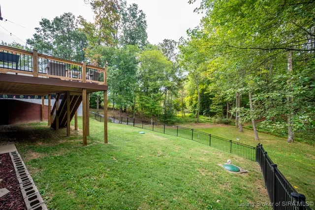 $599,000 | 4697 Roberts Road, Floyds Knobs, IN 47119