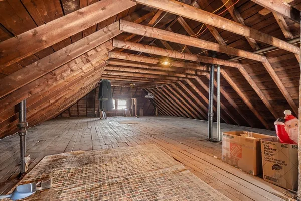 a view of an outdoor space