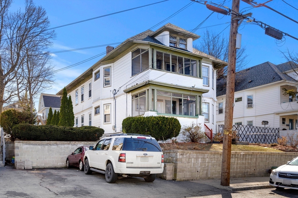 439-441 High Street Lawrence, MA 01841 - Photo 3 of 38