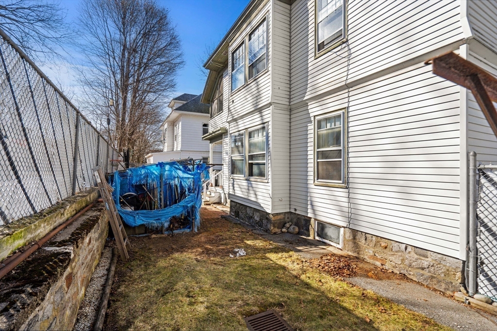 439-441 High Street Lawrence, MA 01841 - Photo 33 of 38