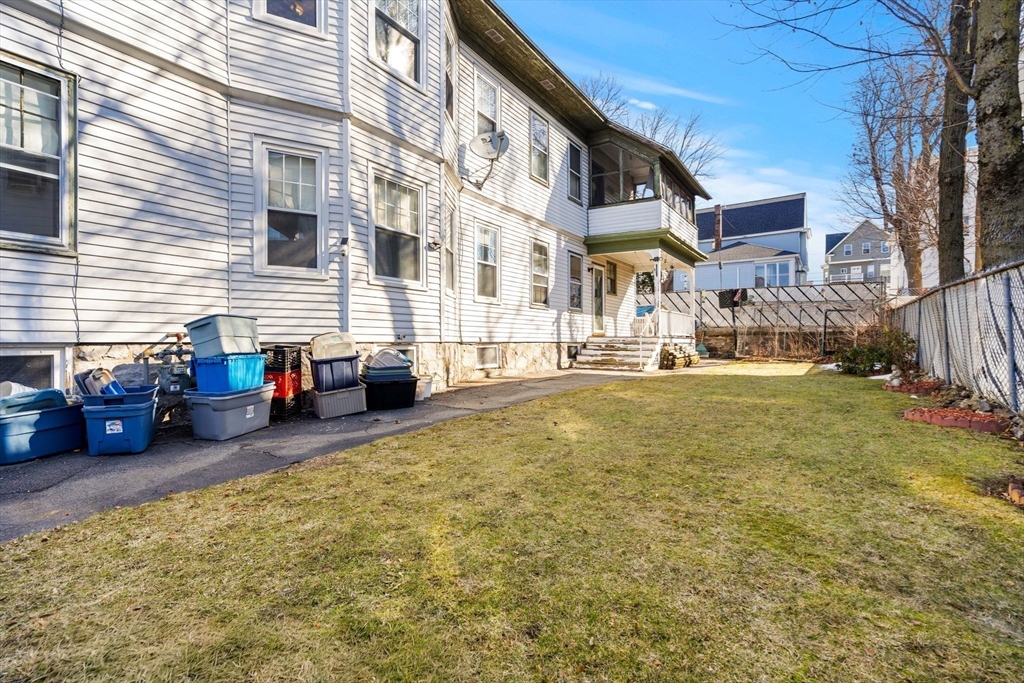 439-441 High Street Lawrence, MA 01841 - Photo 4 of 38