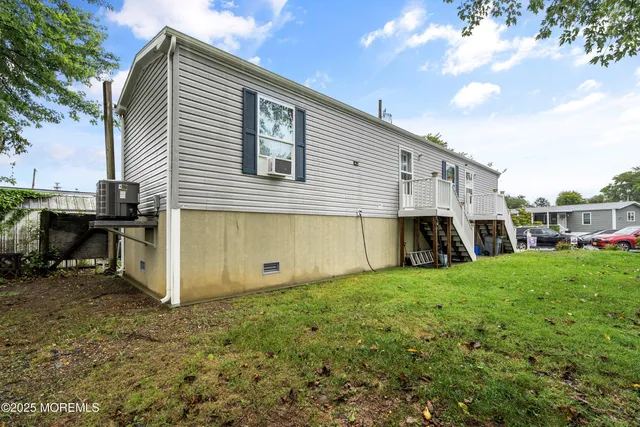 $215,000 | 32 Bayshore Mobile Manor, Hazlet, NJ 07730