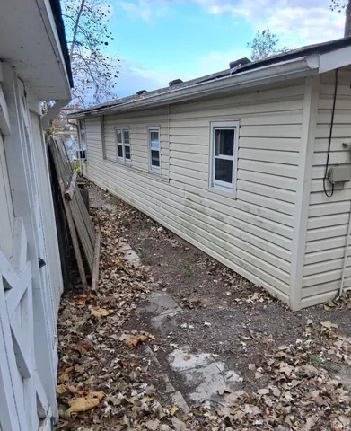 $59,900 | 1519 South Lakeshore Drive, Albion, IN 46701