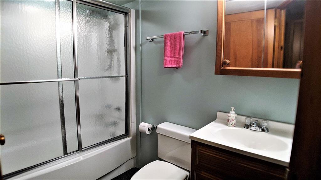 12 Winthrop Road Carnegie, PA 15106 - Photo 11 of 14 Gallery Image 11