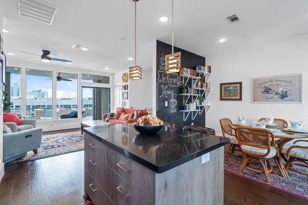 $335,000 | 2401 Crawford Street, Unit B304, Houston, TX 77004
