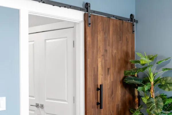 $335,000 | 2401 Crawford Street, Unit B304, Houston, TX 77004