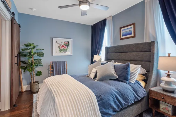 $335,000 | 2401 Crawford Street, Unit B304, Houston, TX 77004