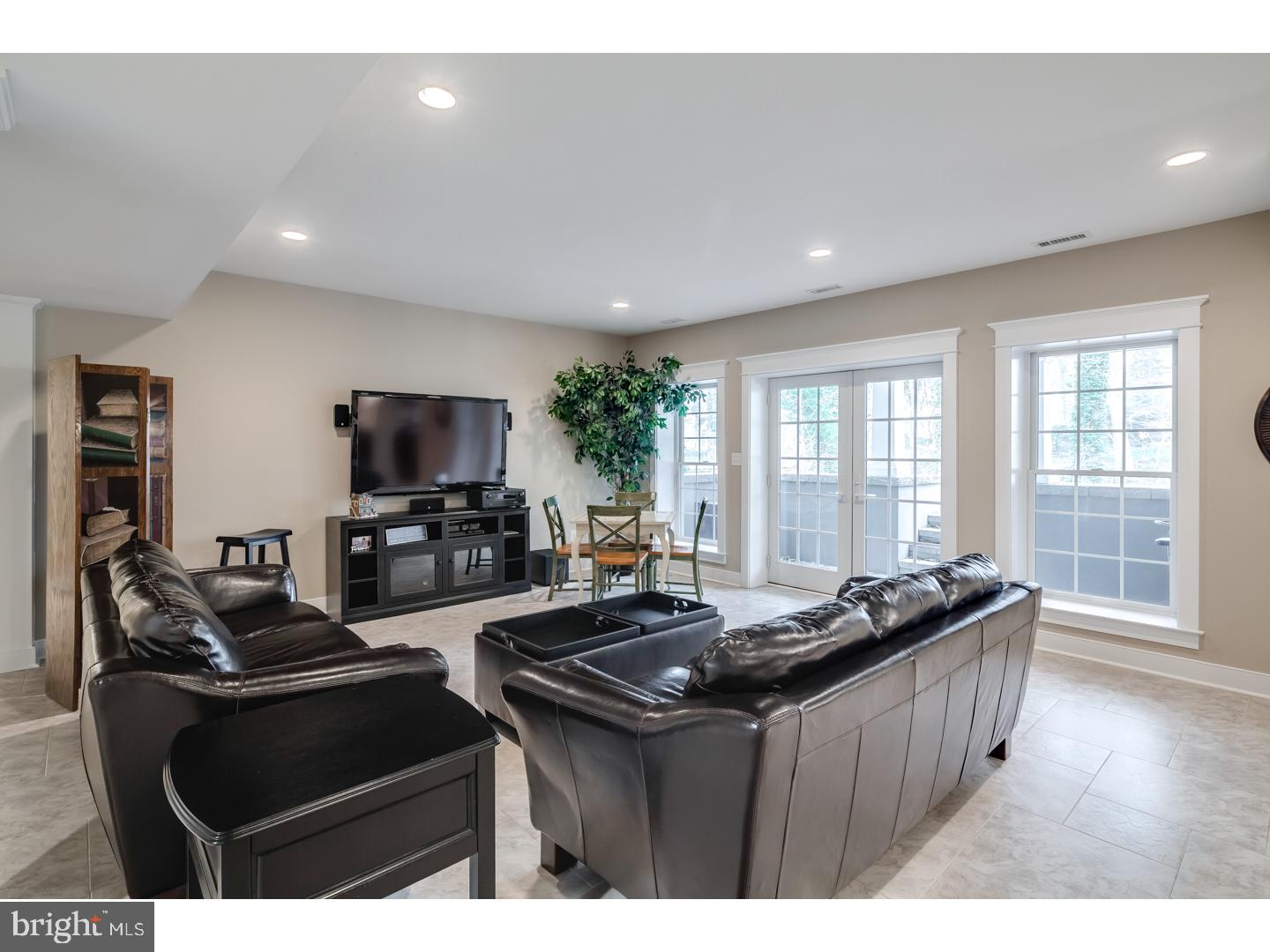 680 Maple Avenue Haddonfield, NJ 08033 - Photo 22 of 25 Gallery Image 22