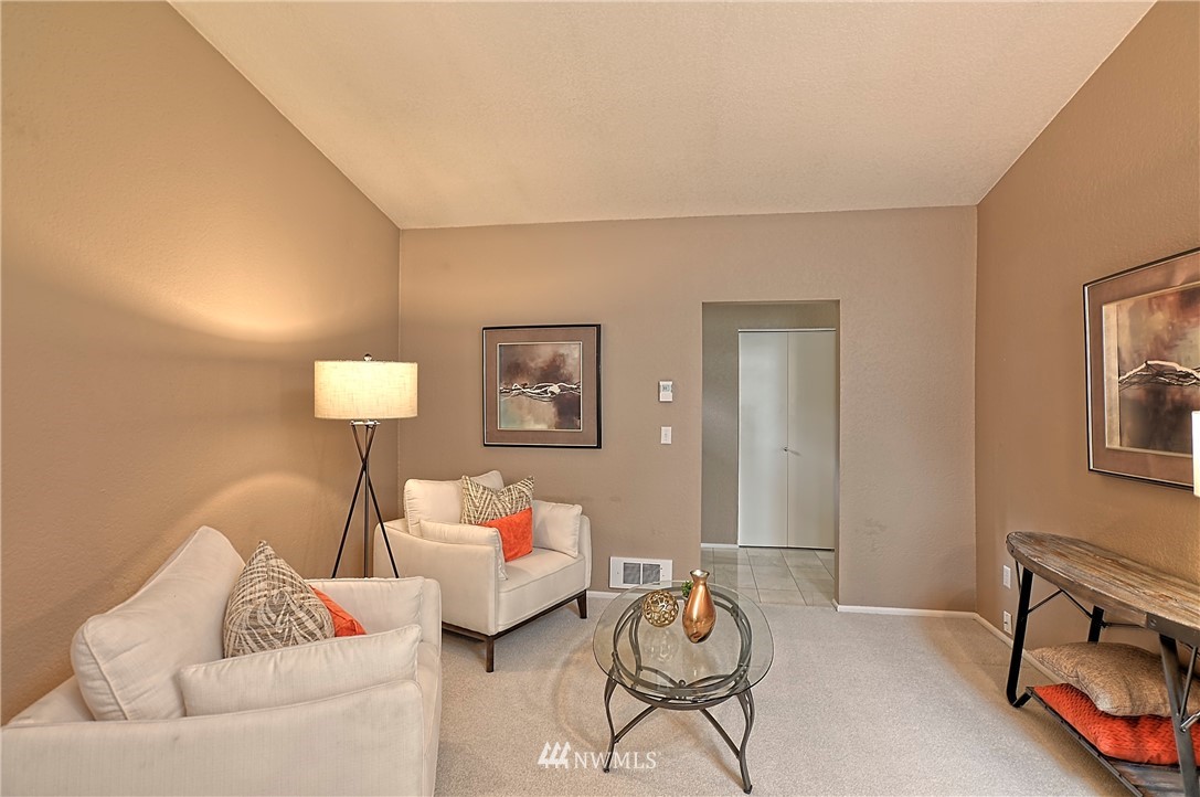 22429 18th Avenue Southeast Bothell, WA 98021 - Photo 11 of 29