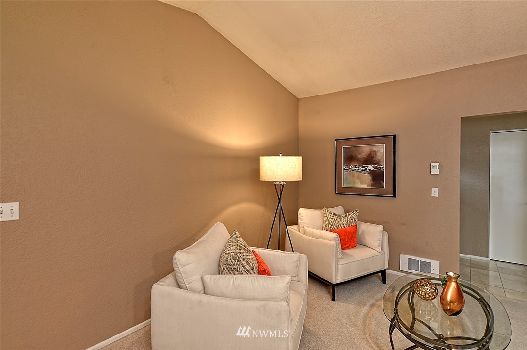 22429 18th Avenue Southeast Bothell, WA 98021 - Photo 12 of 29
