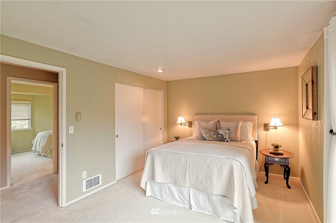 22429 18th Avenue Southeast Bothell, WA 98021 - Photo 18 of 29