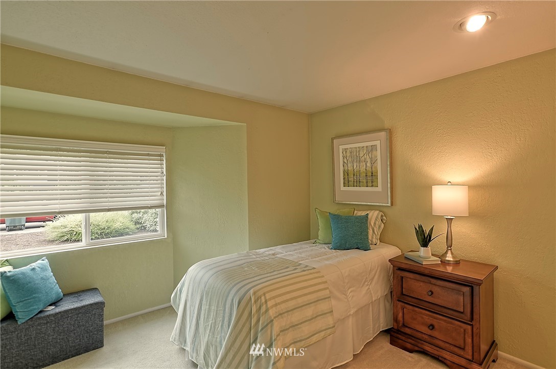 22429 18th Avenue Southeast Bothell, WA 98021 - Photo 22 of 29