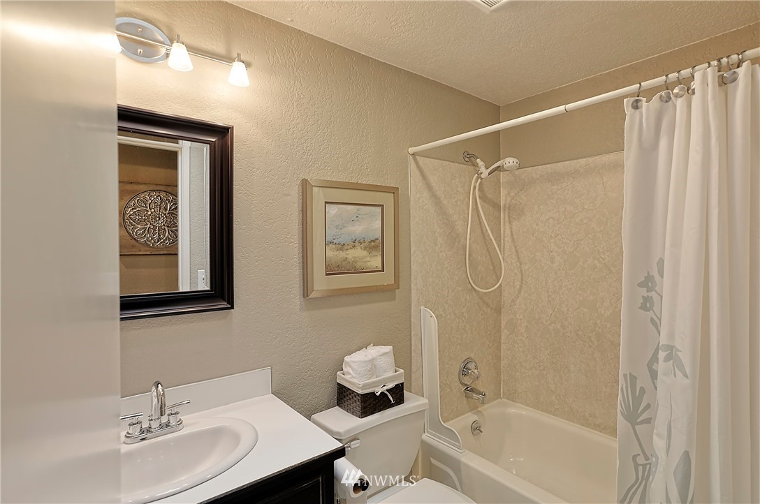 22429 18th Avenue Southeast Bothell, WA 98021 - Photo 24 of 29