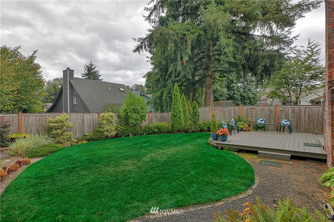 22429 18th Avenue Southeast Bothell, WA 98021 - Photo 27 of 29