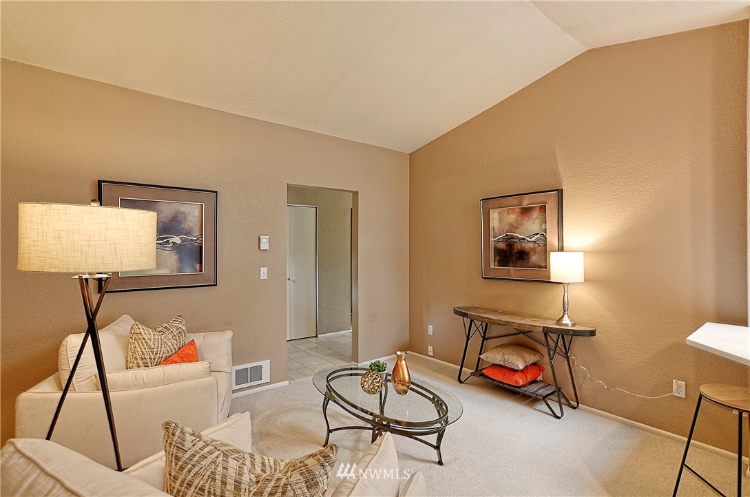 22429 18th Avenue Southeast Bothell, WA 98021 - Photo 10 of 29