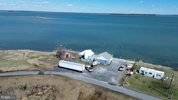 $199,999 | 1620 Steamboat Wharf Road, Fishing Creek, MD 21634