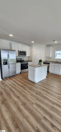 $1,950 | 5035 Sunnycreek Drive, Boiling Springs, SC 29316