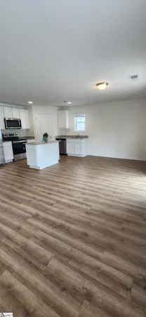 $1,950 | 5035 Sunnycreek Drive, Boiling Springs, SC 29316