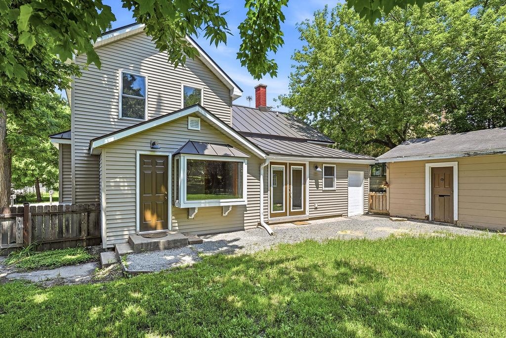 321 Mill Street Amherst, WI 54406 - Photo 10 of 40