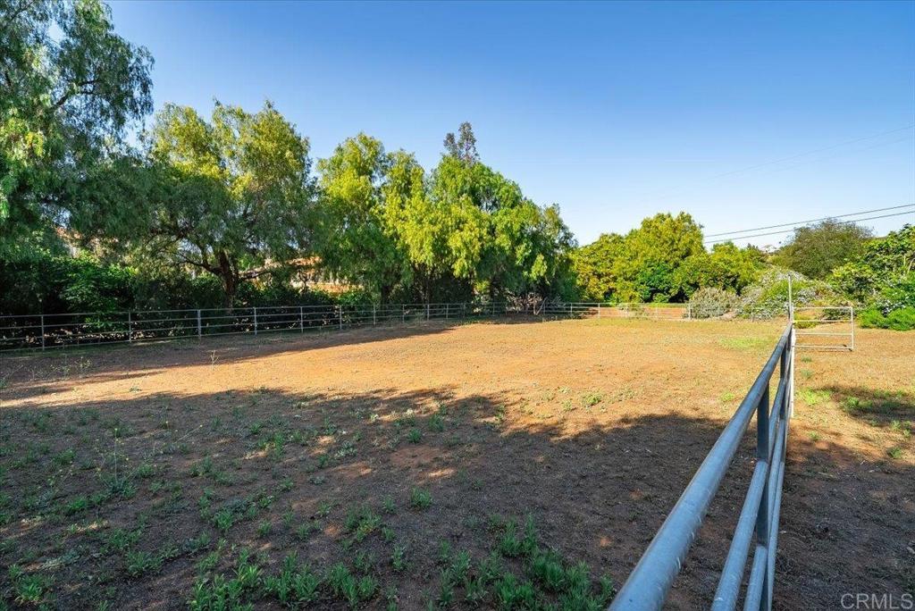 1960 Elevado Road Vista, CA 92084 - Photo 69 of 76