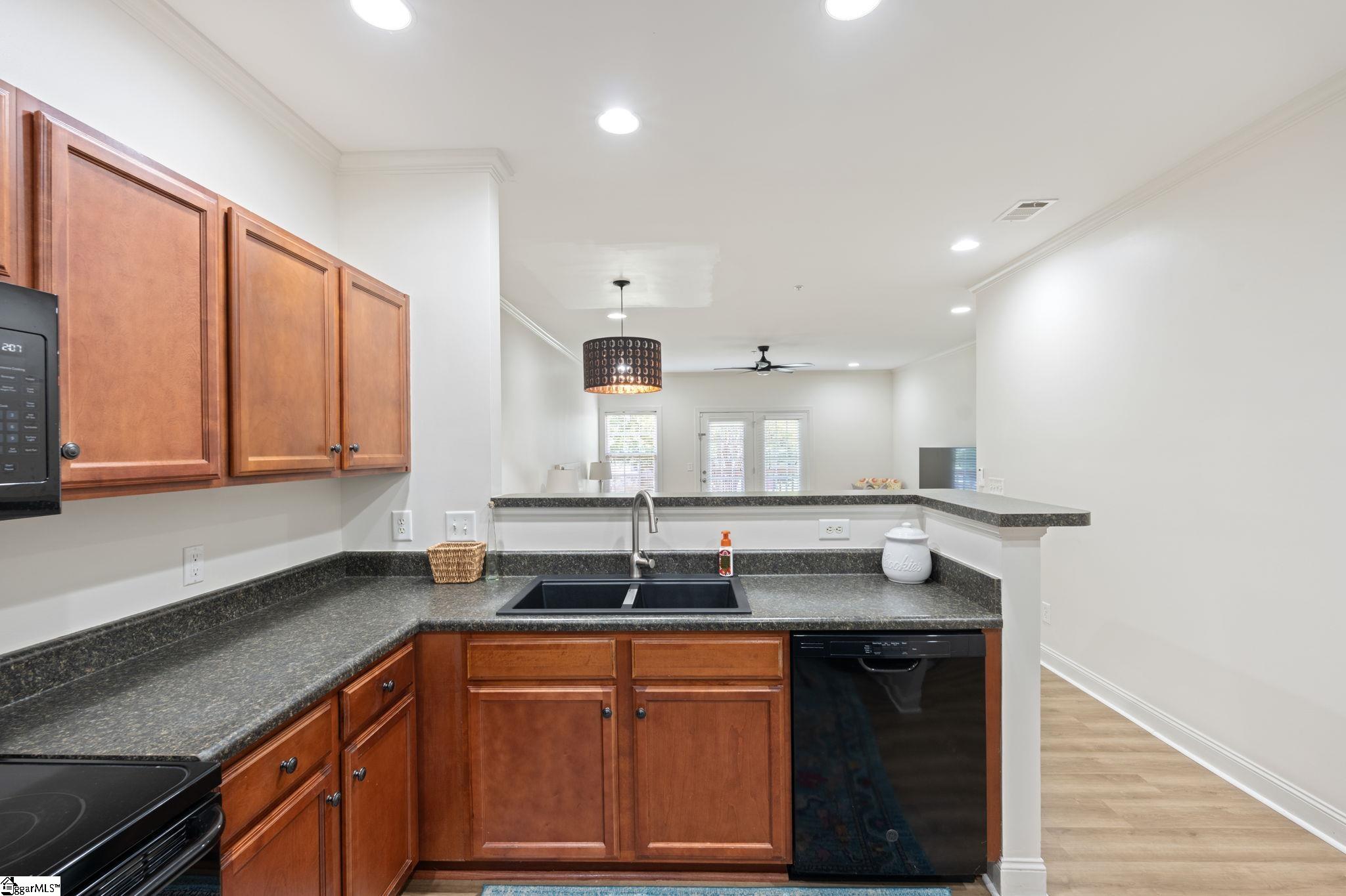 348 Easterlin Way Greenville, SC 29607 - Photo 6 of 29