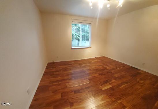 305 Seagrove Loop Lincoln City, OR 97367 - Photo 12 of 20 Bed 2