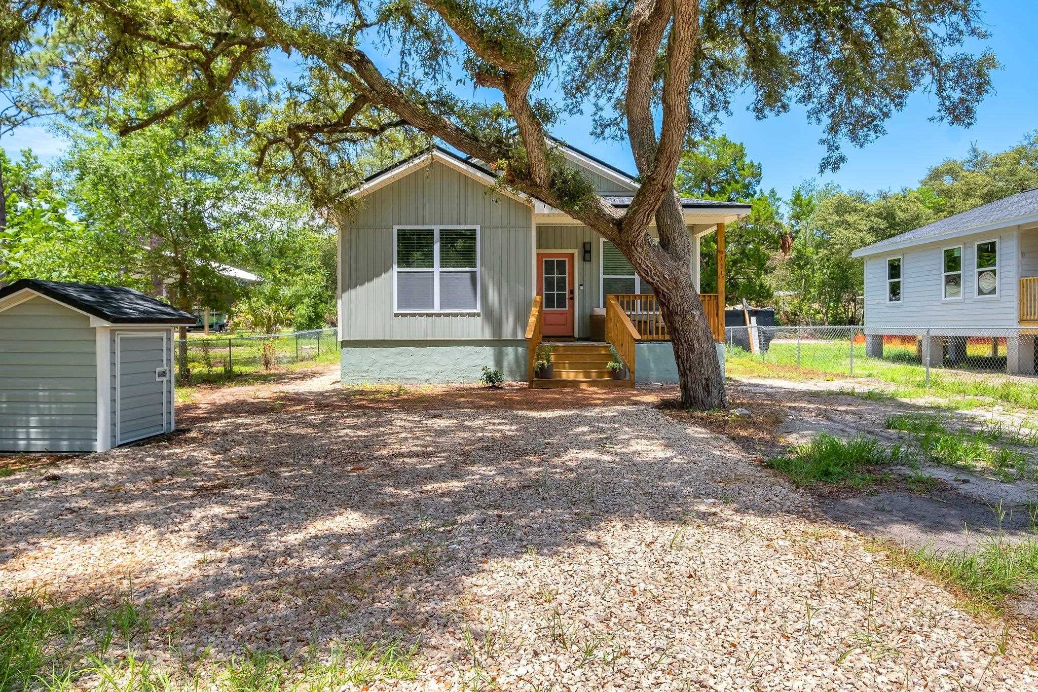 131 Delaware Street Carrabelle, FL 32322 - Photo 12 of 21