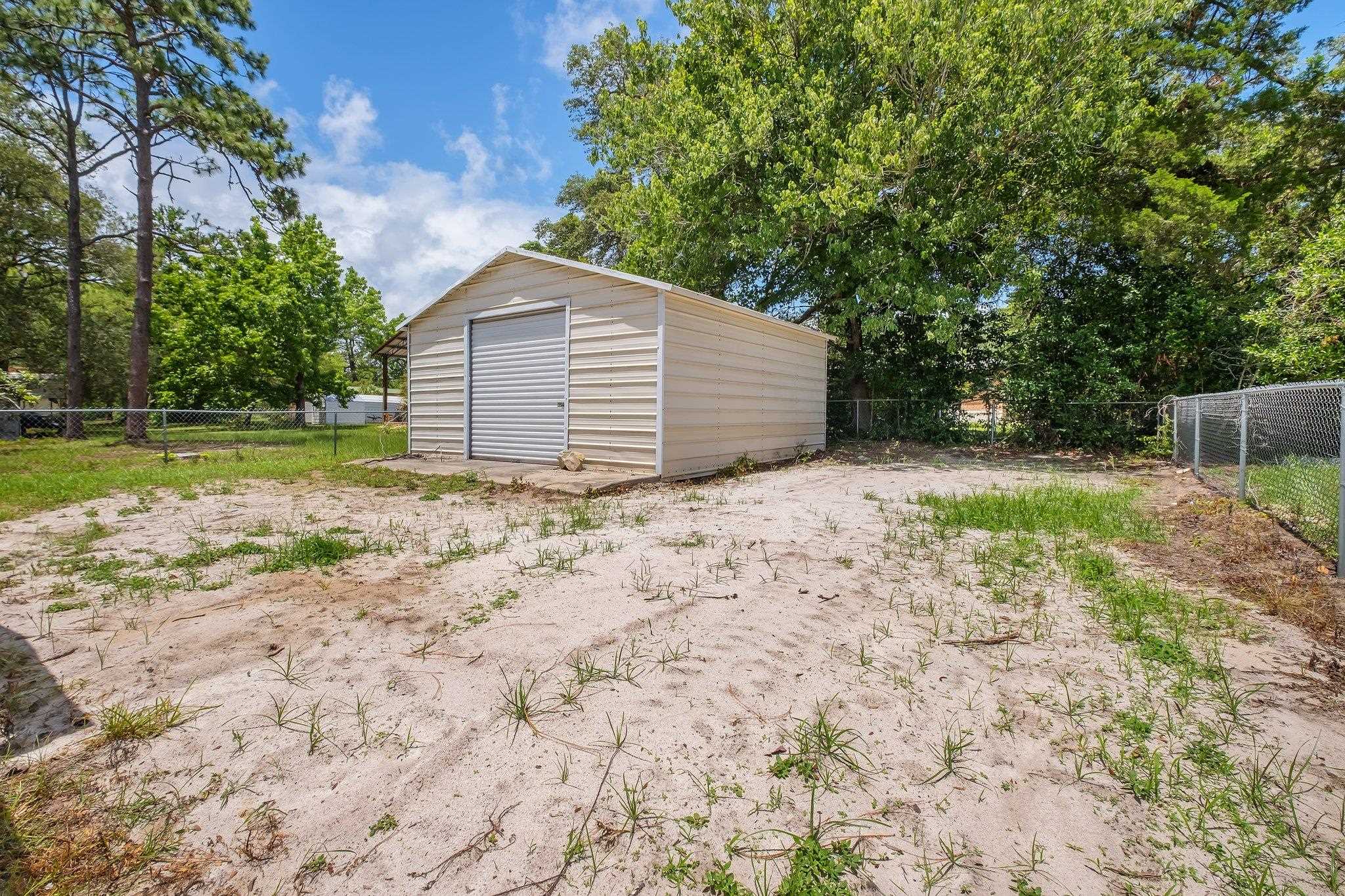 131 Delaware Street Carrabelle, FL 32322 - Photo 10 of 21