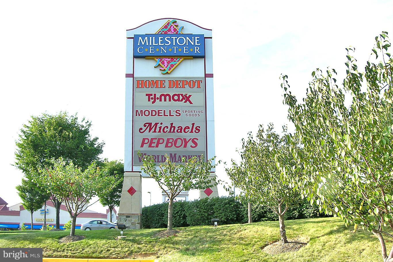 12713 Found Stone Road, Unit 304 Germantown, MD 20876 - Photo 19 of 20 Great shopping!
