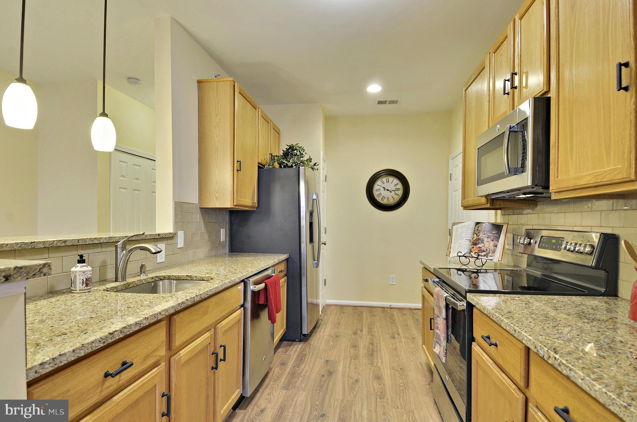 12713 Found Stone Road, Unit 304 Germantown, MD 20876 - Photo 4 of 20 Kitchen