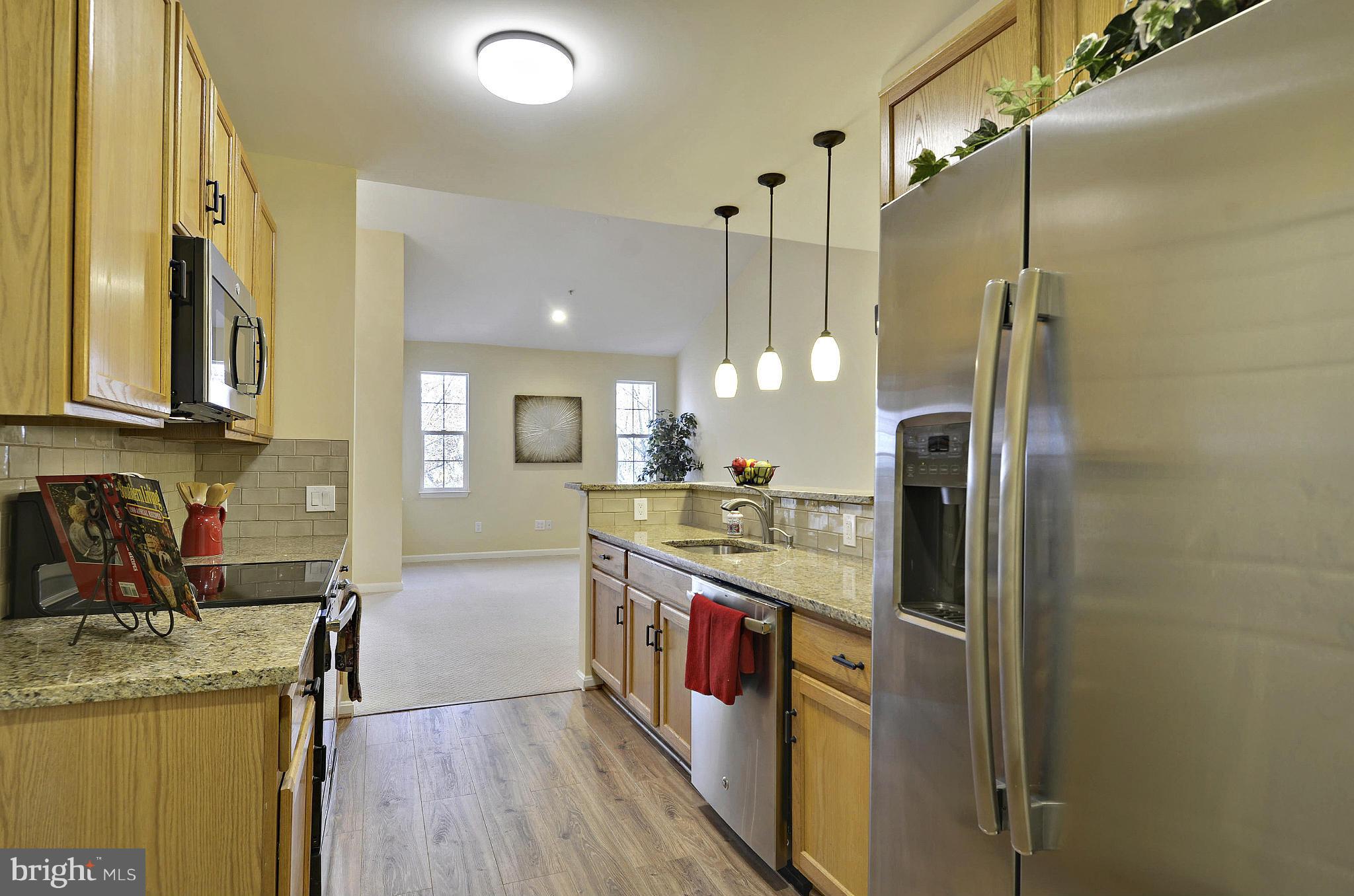 12713 Found Stone Road, Unit 304 Germantown, MD 20876 - Photo 5 of 20 Kitchen - new stainless appliances
