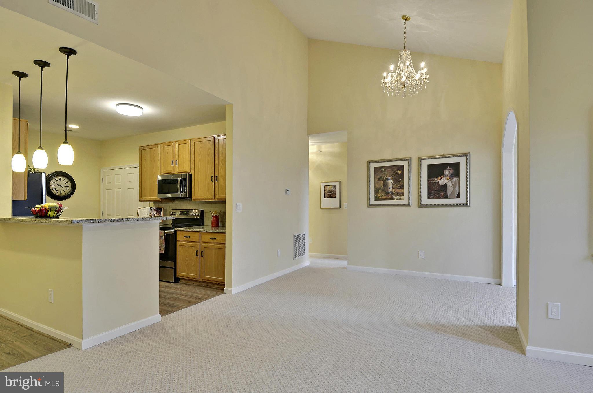 12713 Found Stone Road, Unit 304 Germantown, MD 20876 - Photo 6 of 20 Living Room / Dining Room