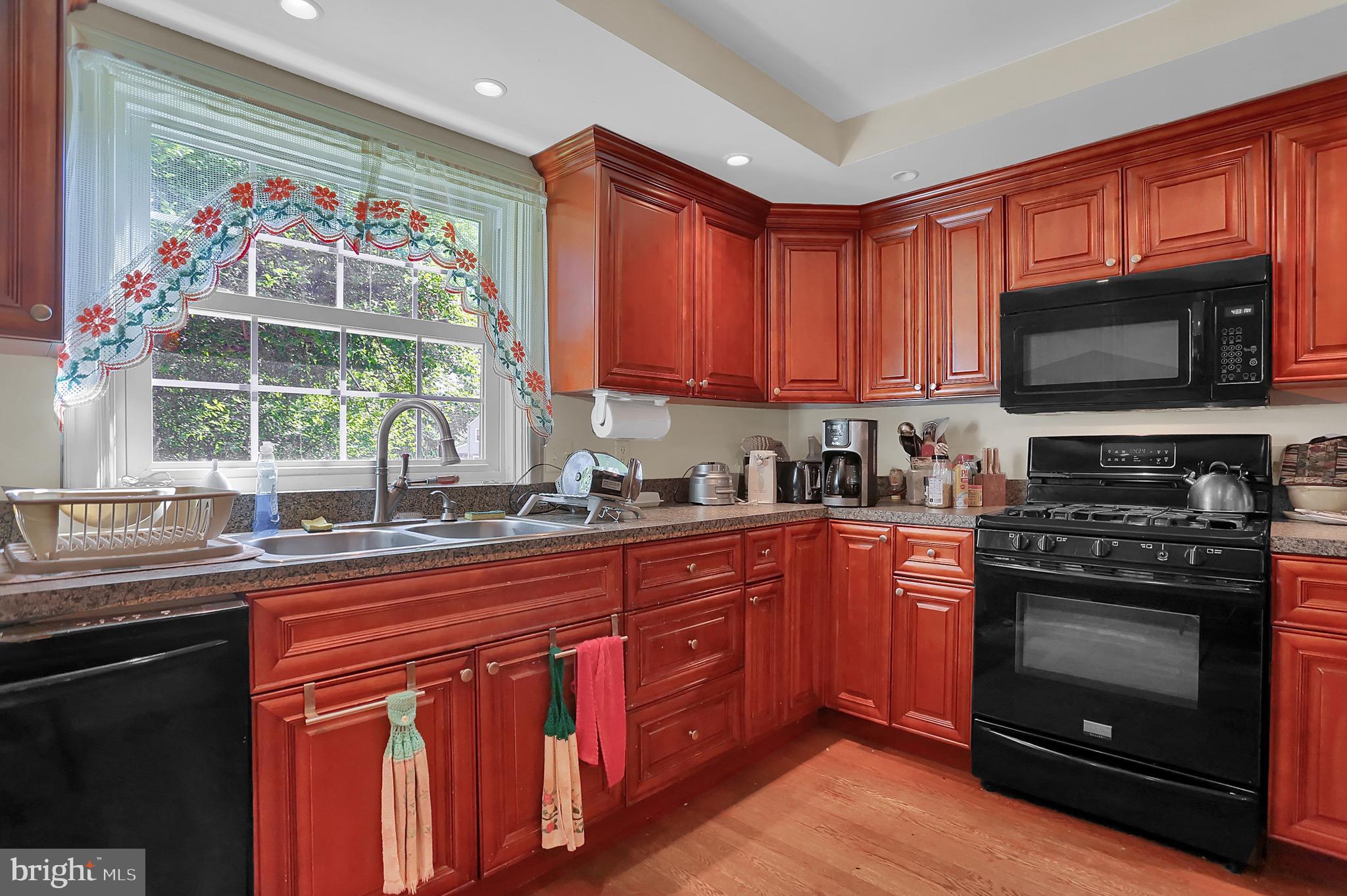 1503 Hillcrest Road Lancaster, PA 17603 - Photo 8 of 53 Gallery Image 8