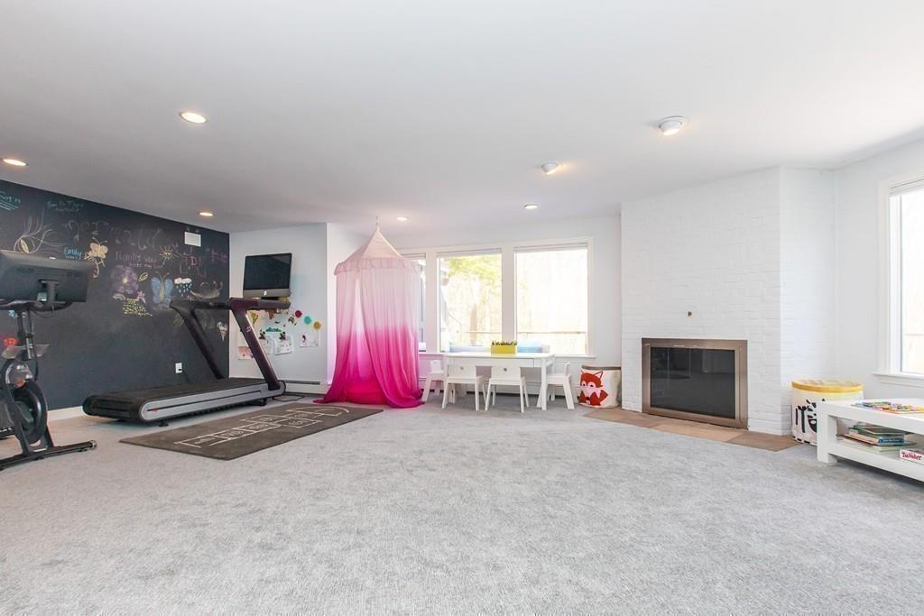 33 Mast Hill Road Hingham, MA 02043 - Photo 23 of 34 Gallery Image 23
