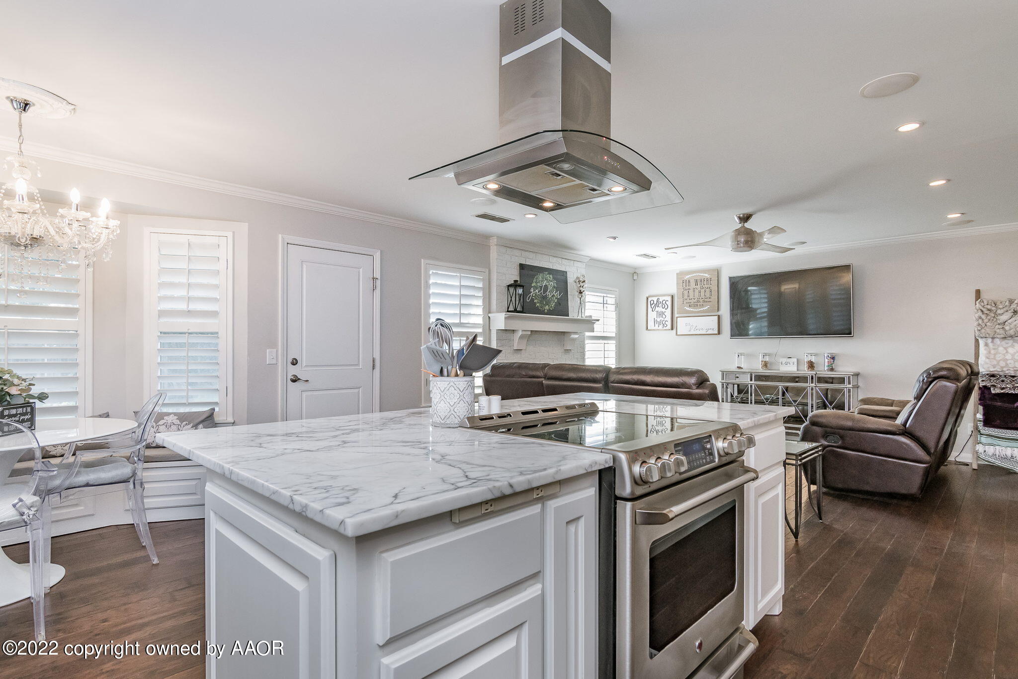 8101 Leah Trail Amarillo, TX 79110 - Photo 8 of 18 a kitchen with a stove and a sink