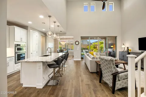 $1,195,000 | 2948 East Tina Drive, Phoenix, AZ 85050