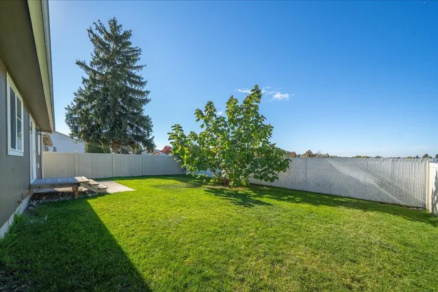 $449,900 | 520 South McKee Street, Greenacres, WA 99016