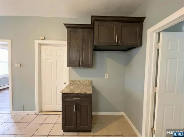 $2,250 | 339 Howe Avenue, Unit 2, Passaic, NJ 07055